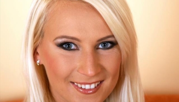 gina-blonde