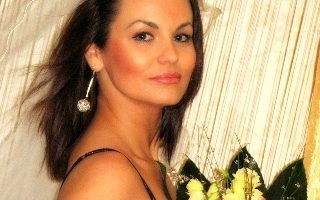 Yasmin28