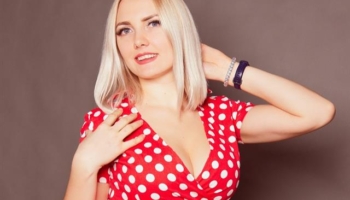 EliseSexy