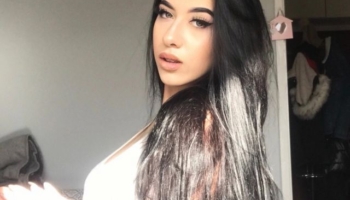brunetteRobyn