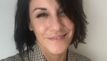 brunetteVicky