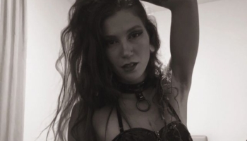 Bella