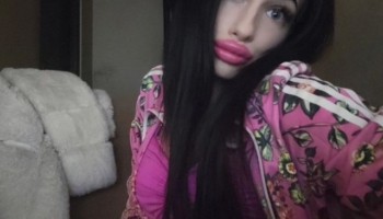 NikkiHoney