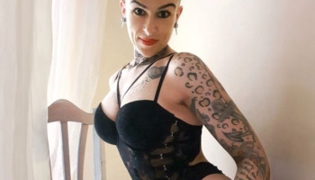 CrazyJoliena4U