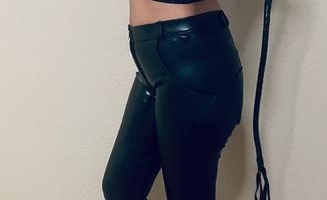 Herrin_Der_Fetische