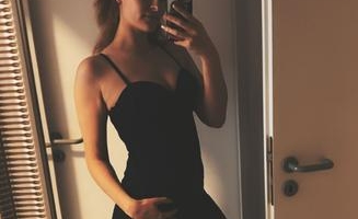 Nia98