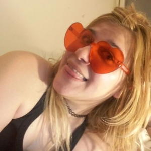 Blondeandnew