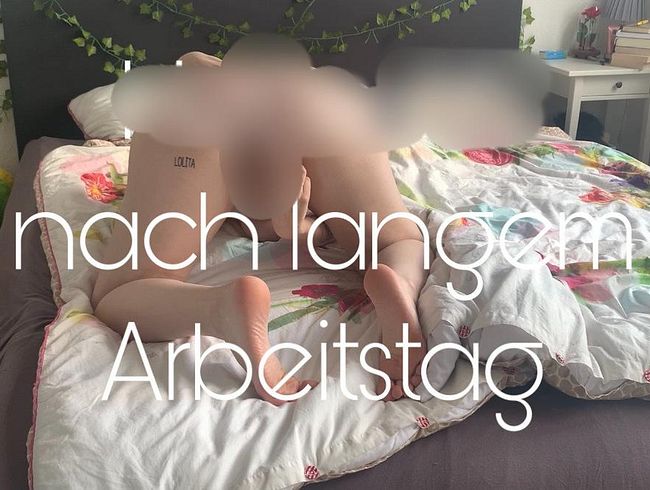 Heiße SB nach langem Arbeitstag