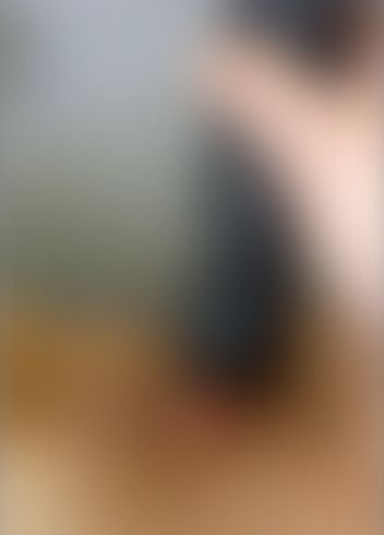 Ich habe meine Fruchtbarkeit und bin so geil.aber keiner da wer möchte mich fi**en