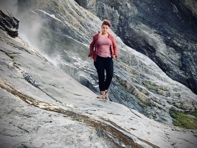 Ich pi**e um die Wette mit dem Wasserfall