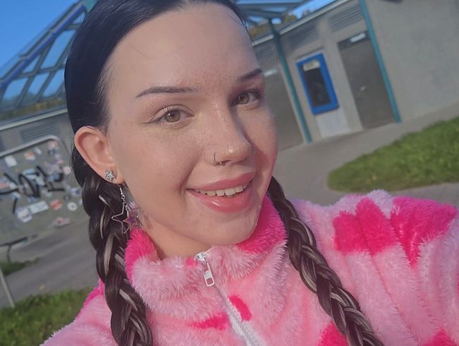 Meine riskanteste Idee! Auf der A6 am Rastplatz bes**gt!!