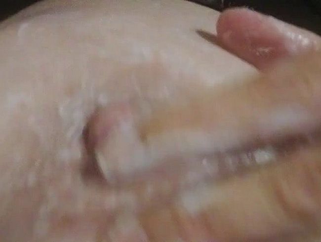 ti*tenmassage mit Creme