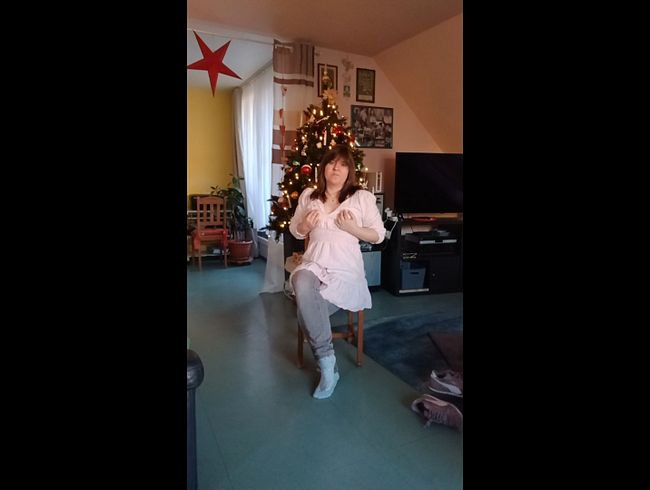 Selbstfi** vor dem Weihnachtbaum