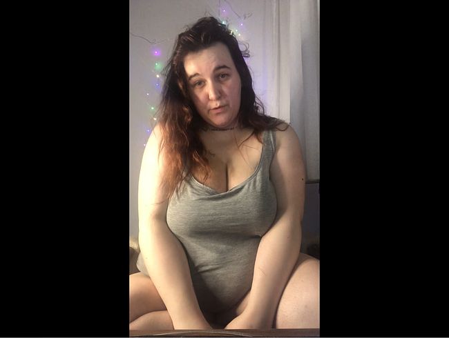 Endlich wieder ein krasser Orgasmus! 33cm dil*o zerfi**t mich!