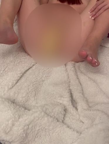 Hab mir schön meine fo**en abgefi**t mit meinen vi*ratoren