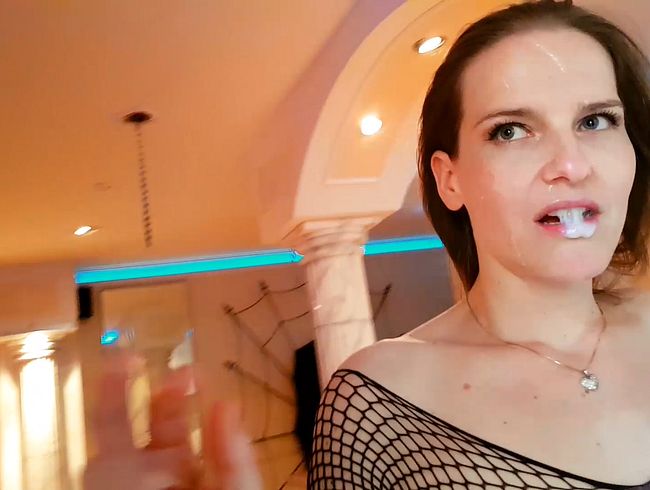 Kurz und geil: Ich lut**he ihm sein sper*a raus und spri**e ihn voll