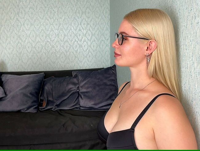 KLICKEN SIE IHREN MUND ZUM ABspri**EN IM GESICHT