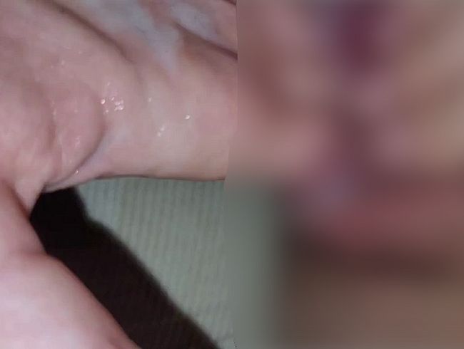 Ich habe das erste Mal vor laufender Cam gesquirtet!!