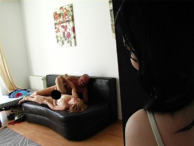 Ich schaue OMA und OPA beim fi**EN zu