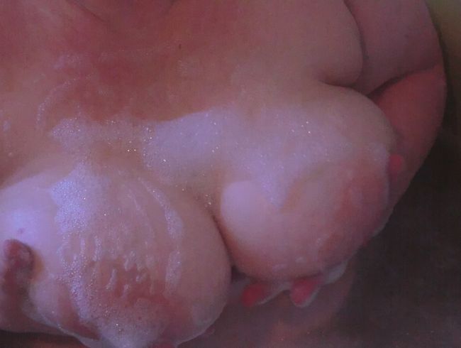 ti*tenspielchen im Schaumbad