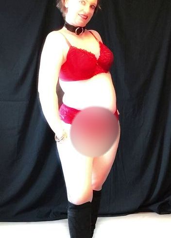 Bewundere mich in meinem roten Dessous-Set (kein ton)