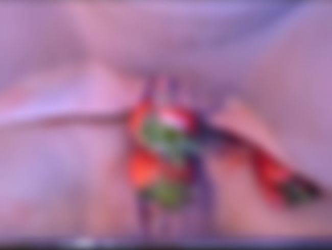 Pu**ycrushing Erdbeere