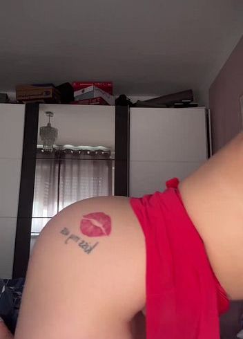 #Geiler ars** mit Tattoo Meine ti*ten hoffe dir gefällt das was du hier siehst