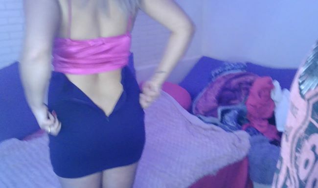 BUCHBAR : EROTISCHE PUPPE DIE DEINE WÜNSCHE ERFÜLLT !!! mit NAHAUFNAHME