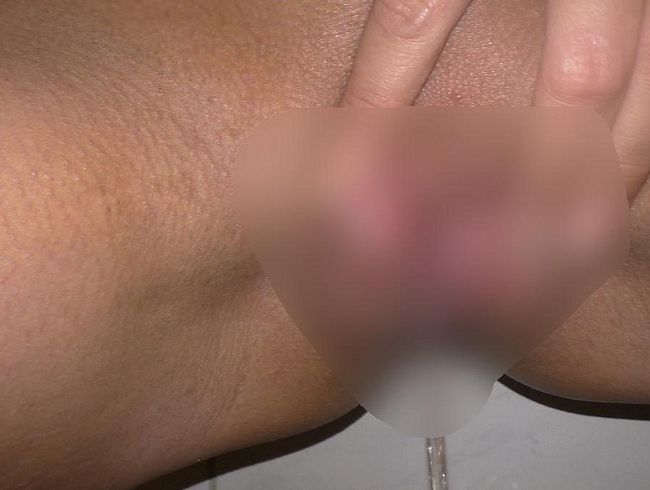 Deine pi**Schlampe Ganz Nah!!