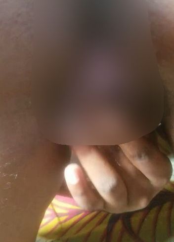 Nette Frau die mehrmals am Tag mit einer nassen schwarzen musc** kommt