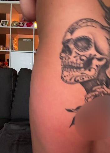 Ich bes**ge es mir selbst.