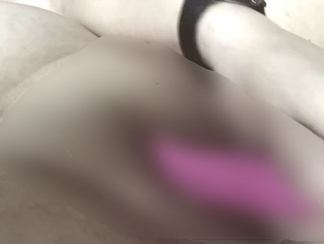 Mastrubation in voller länge, schau zu wie ich es mir bes**ge und hör zu wie ich stöhne.
