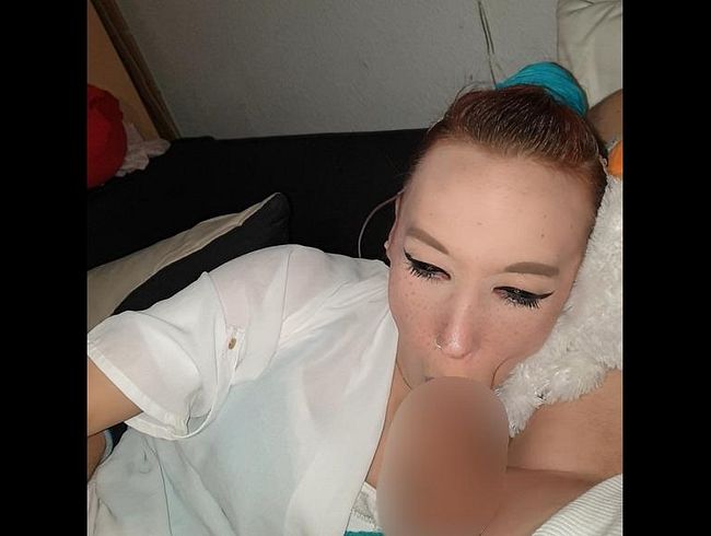 Nuckeln ,Saugen , lut**hen .... Grrrrrrrr :-)