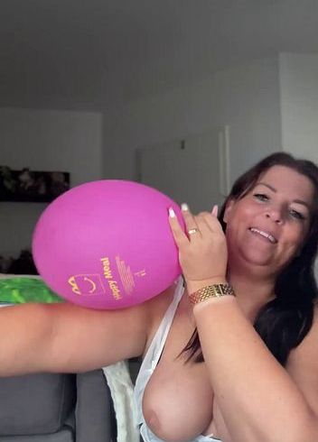 Balloon Fetish pur – Boobs, Spannung & der Knall-Trigger