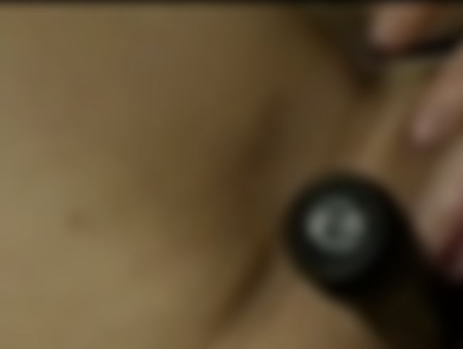 Meine geile fo**e braucht deinen schw**z