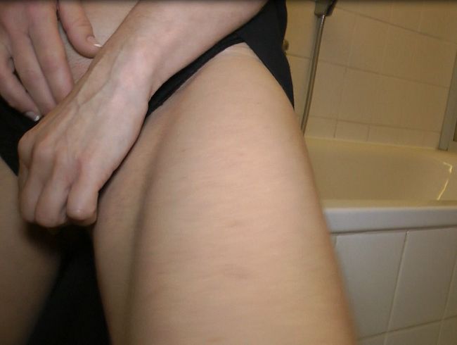 Geil mit der fo**e gespielt