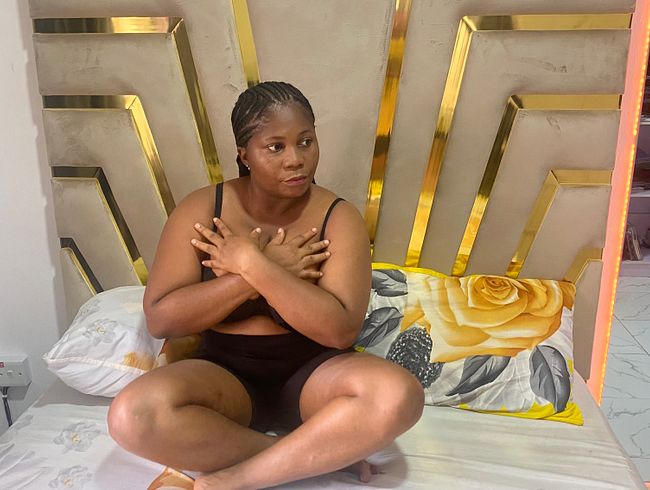 Wann immer ich meine Dessous trage, muss ich sehr geil sein