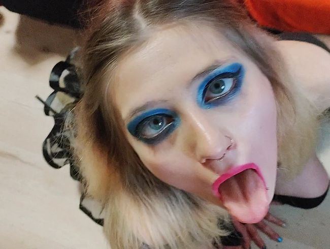 Pu**y gefin**rt, schw**z geritten und meine Fresse mit wi**se eingesaut ! XD