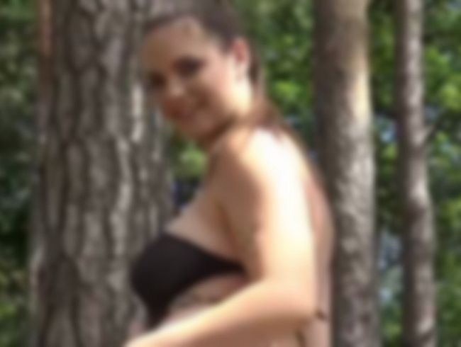 Stehst du auf dürre Weiber oder auf pralle fi**schlampen wie mich?