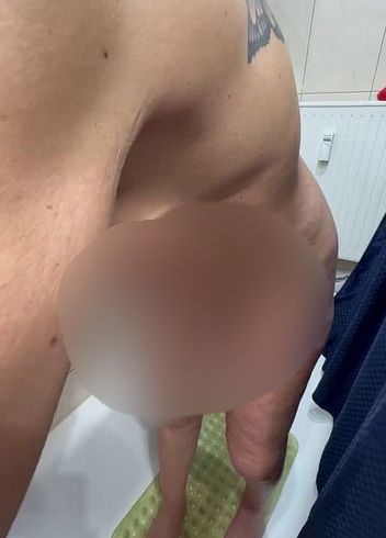 beim duschen , rasieren und streic**ln