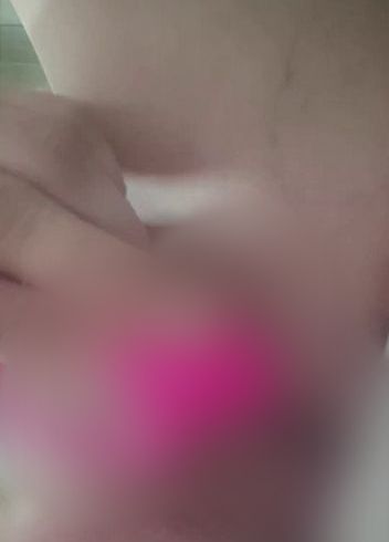 Masturbiere mit meinem Toy