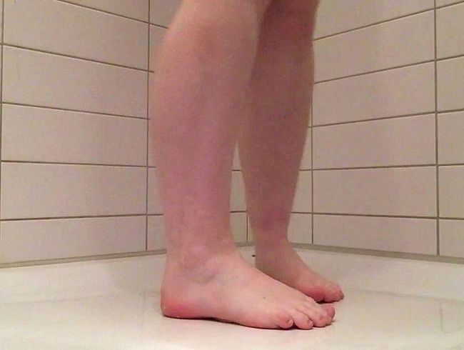 pi**en mit ars** in Kamera