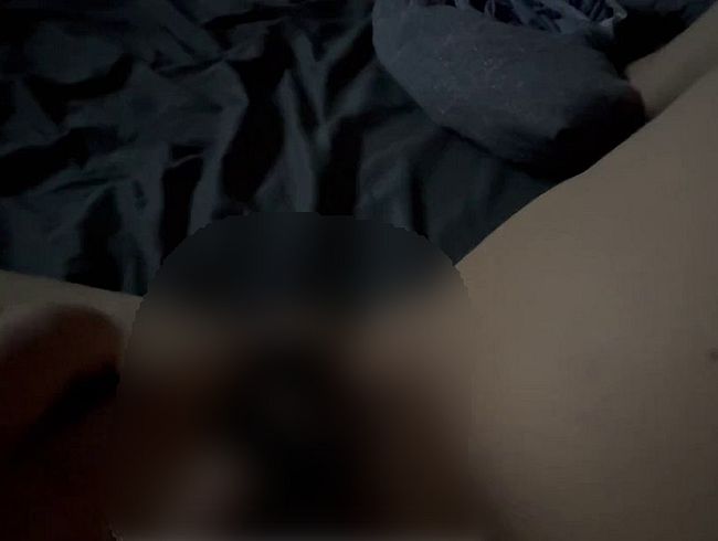 Ich mache es mir mit meinem vi*rator selber