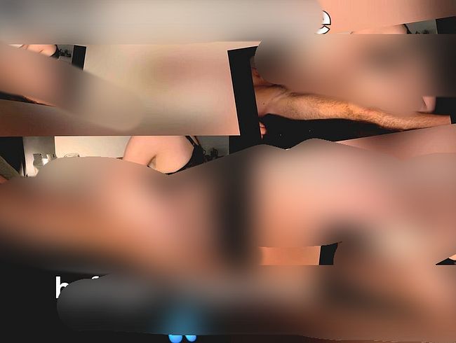 Fan hand**b mit spri**igem Orgasmus ! Heftig !