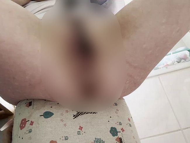 Tief die Zahnbürste von meinem Ex gefi**t bevor ich sie zurück gegeben hab! Nass, dreckig, geil