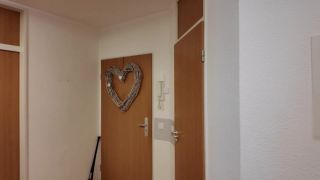 Der Nachbar (18+) hat den Schlüssel vergessen..