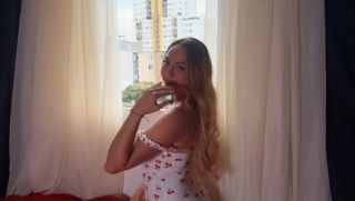 Genießt meine tolle Aussicht und meine nackten Brüste 🍒.